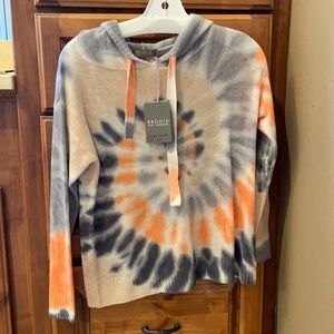 BRAND NEW. Brodie Fine Cashmere Hoodie